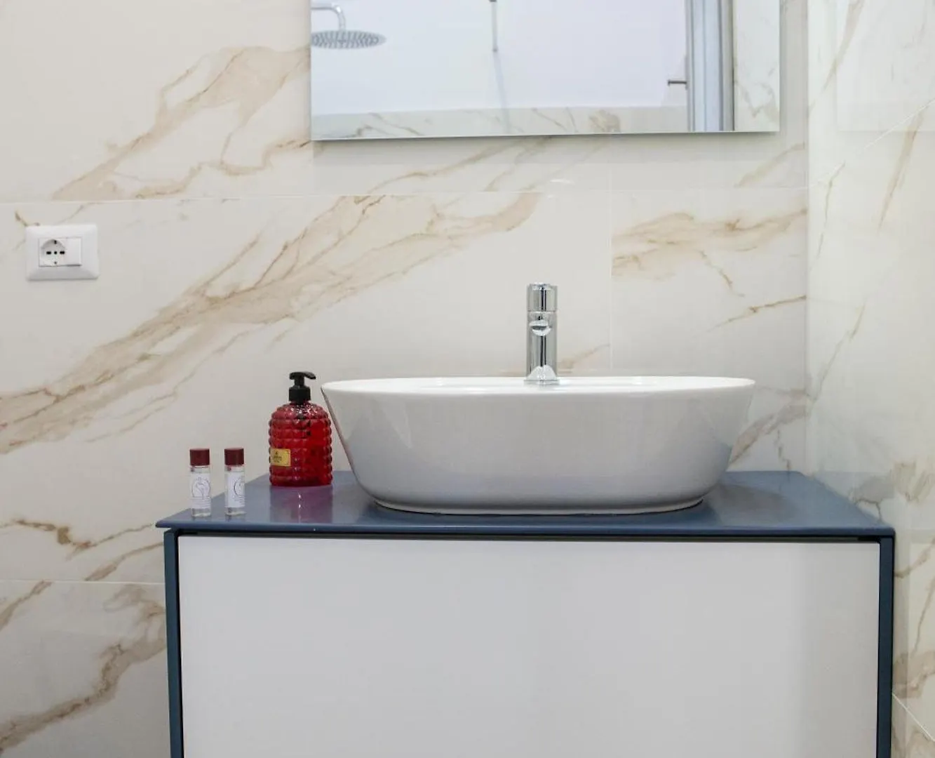 Bed and Breakfast Napoli Skyport 0*, Neapel Italien